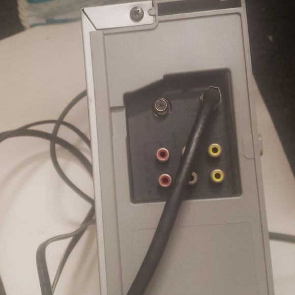 Sony SLV N700 VHS Video Cassette Recorder Player with Remote - Picture 5 of 5